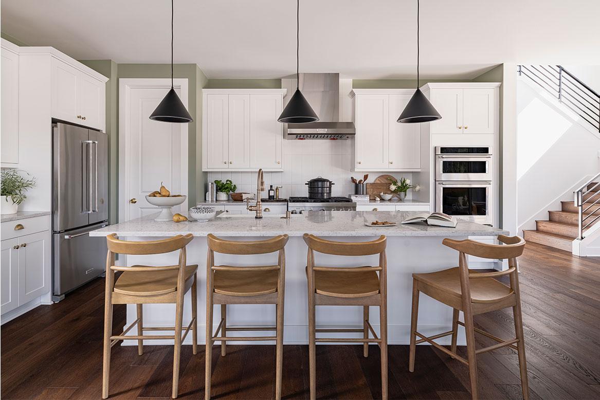 Photographer Kara Mercer and Stylist Teressa Johnson