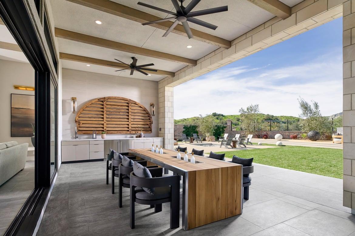 Covered outdoor living area with plenty of space