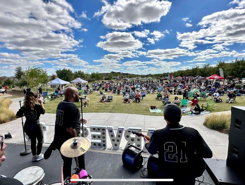 FullSizeRender-21_Outdoor-Concert_Selection