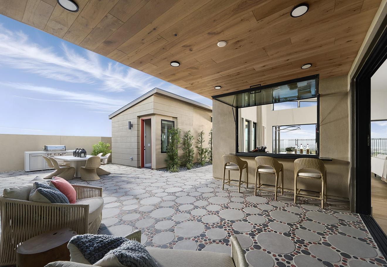 Carlisle Ridge Courtyard