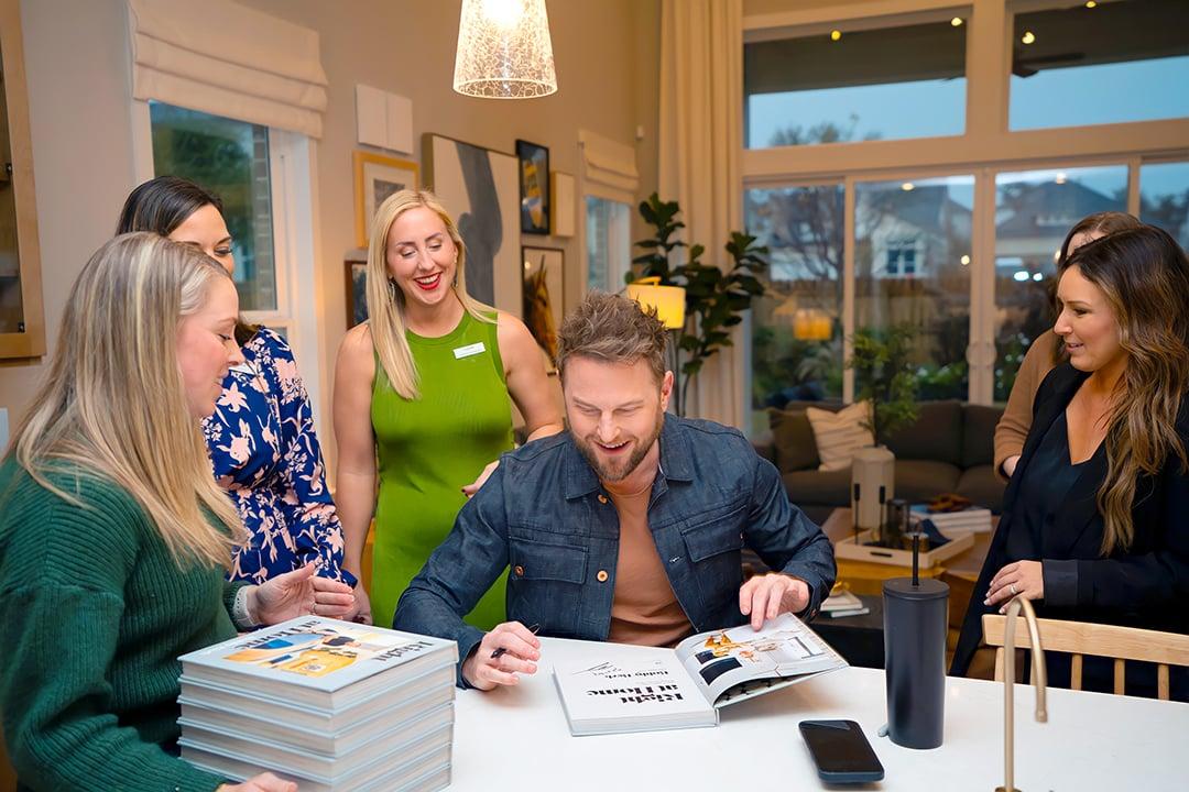 TPH-Austin_Heritage-BB-Book-Signing