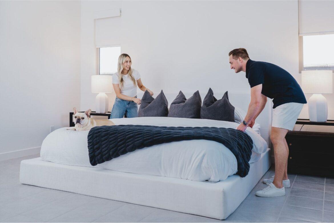 Web-Resized-botta-family-making-bed-1170x780