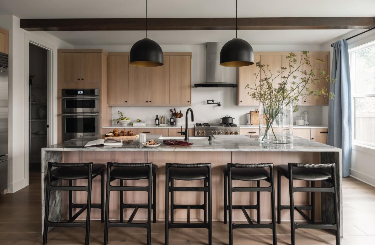 Contemporary-Woodland-Retreat-Bobby-Berk-Tri-Pointe-Homes-Washington-Alterra-Kitchen