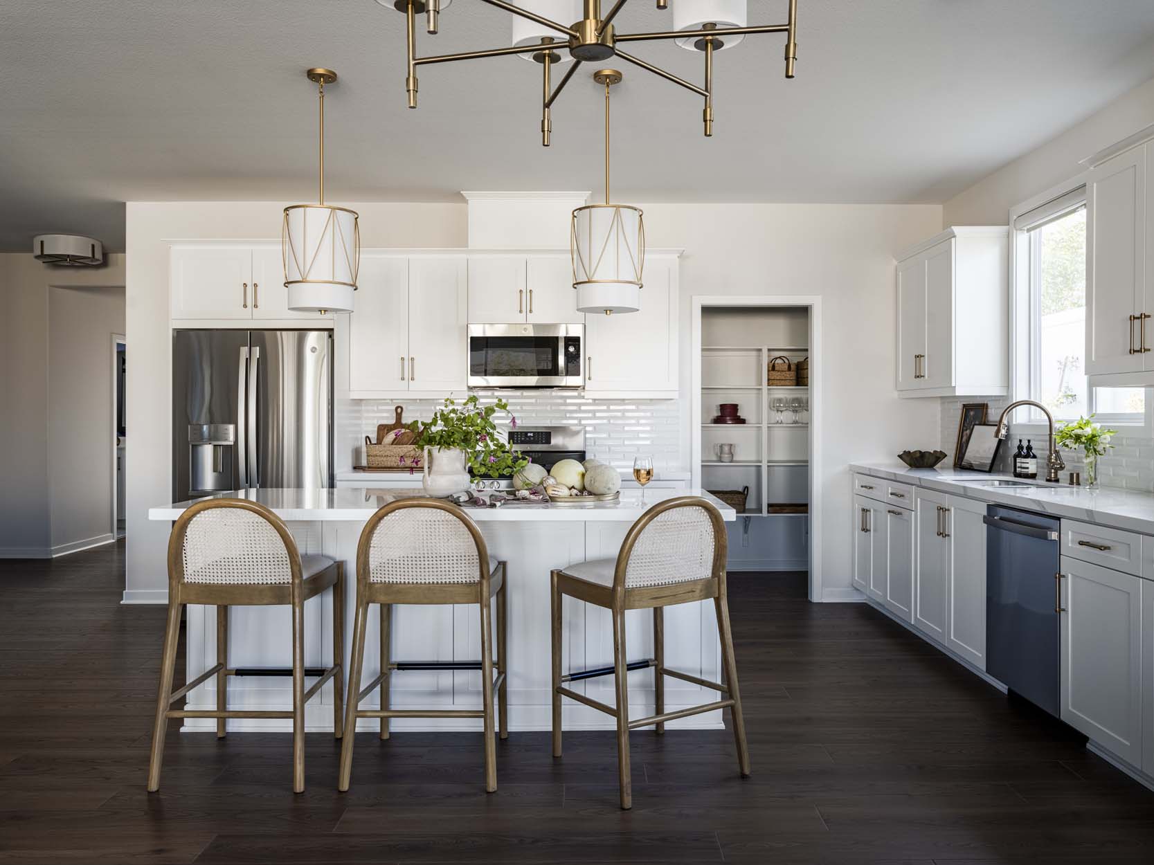 TRI POINTE FINALS - Luminary At Outlook By Tri Pointe Homes