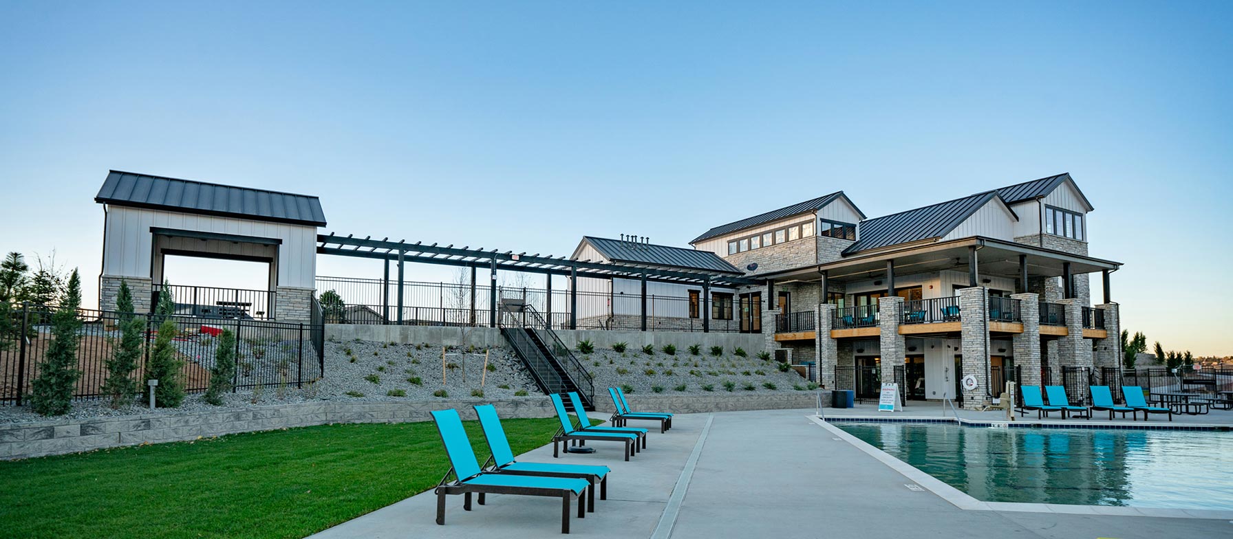 Sterling Ranch Townhomes By Tri Pointe Homes Recreation Center